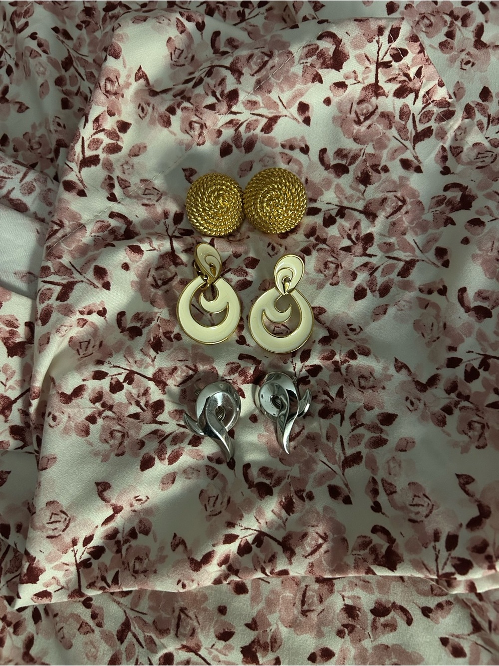 Lot of three pairs of clip on earrings 80s/90s costume jewelry lot